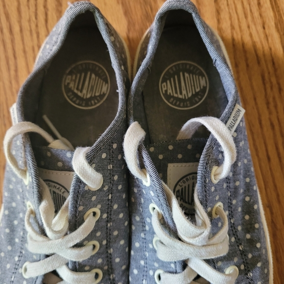 Palladium blue poka dot tennis shoes size 8 - Picture 3 of 6